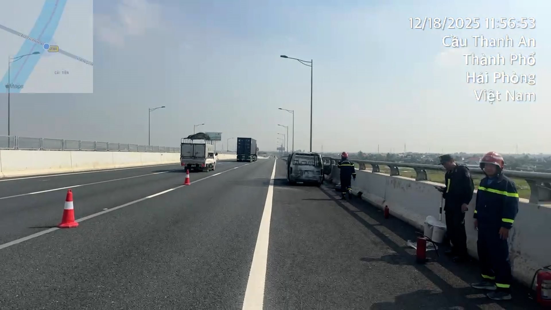 Nhanh chóng khống chế vụ cháy ô tô trên cao tốc Hà Nội – Hải Phòng