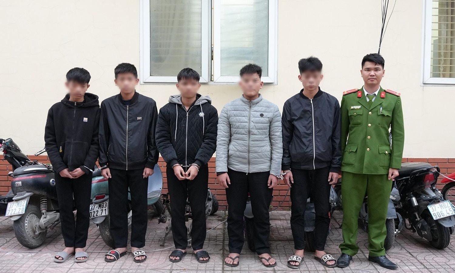 Bắt 2 nhóm đối tượng trộm cắp tài sản