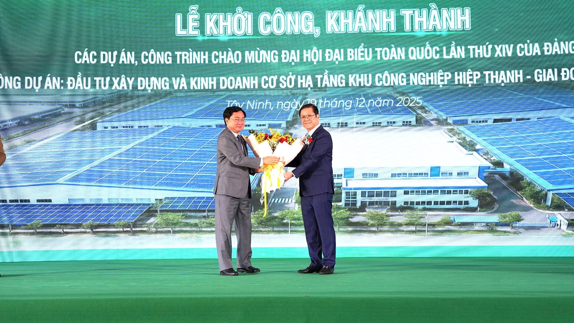 z7342374135642_f277a70bd5f908ed0ae13b0d23e2e4b5.jpg