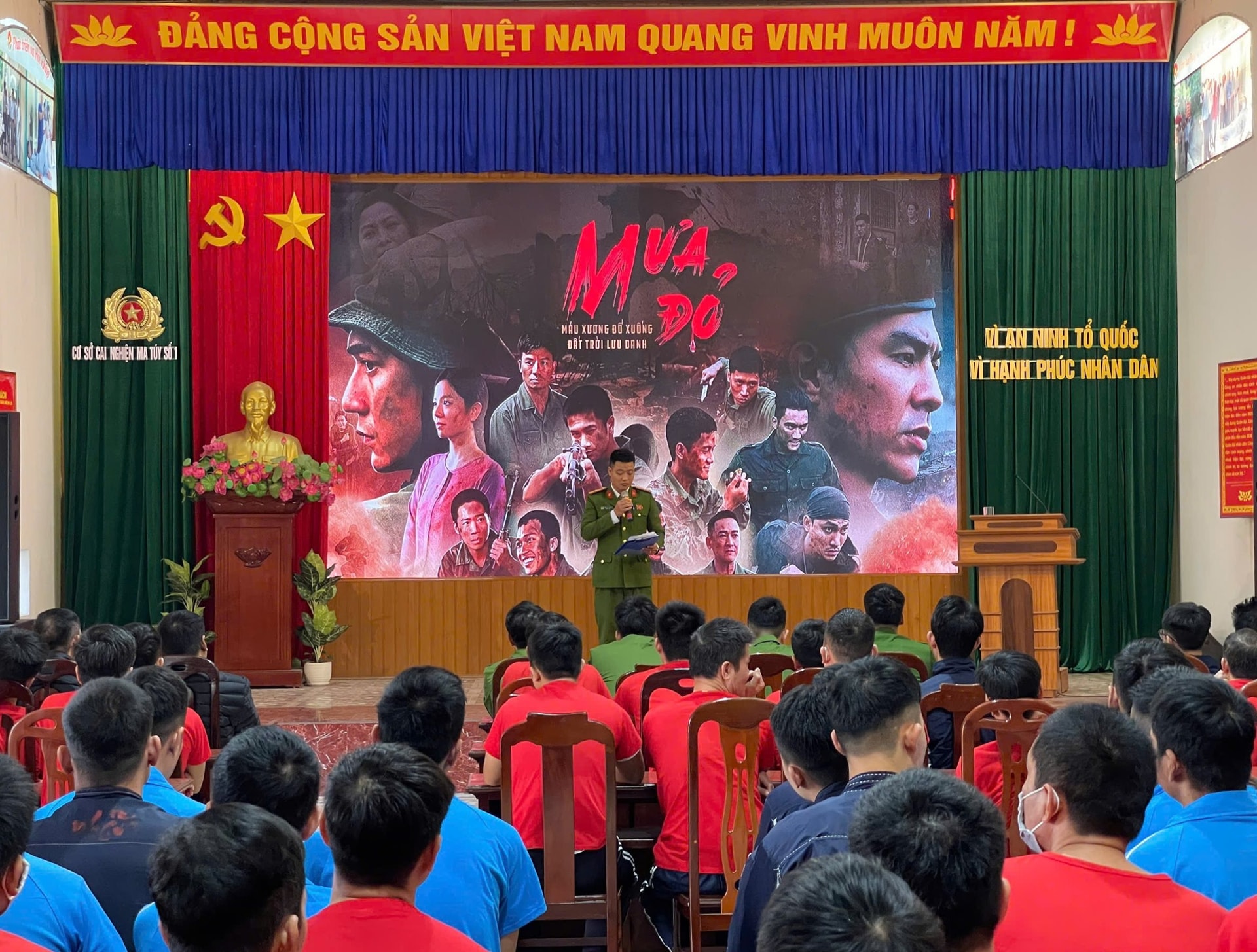 mua-do-1.jpg