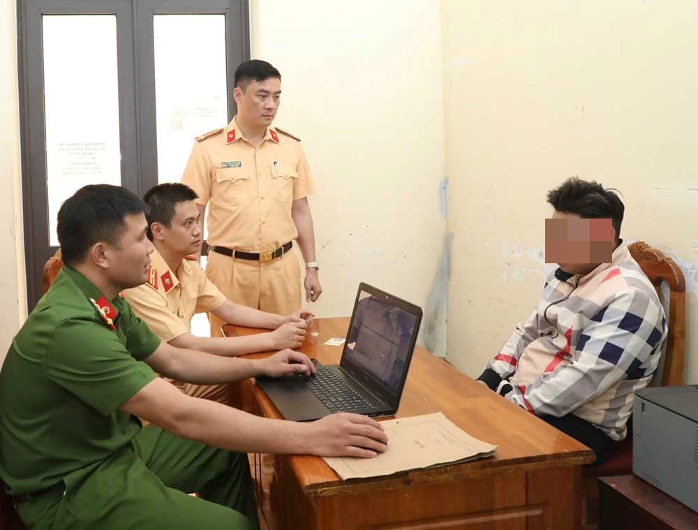 giay-phep-lai-xe-gia-11.jpg