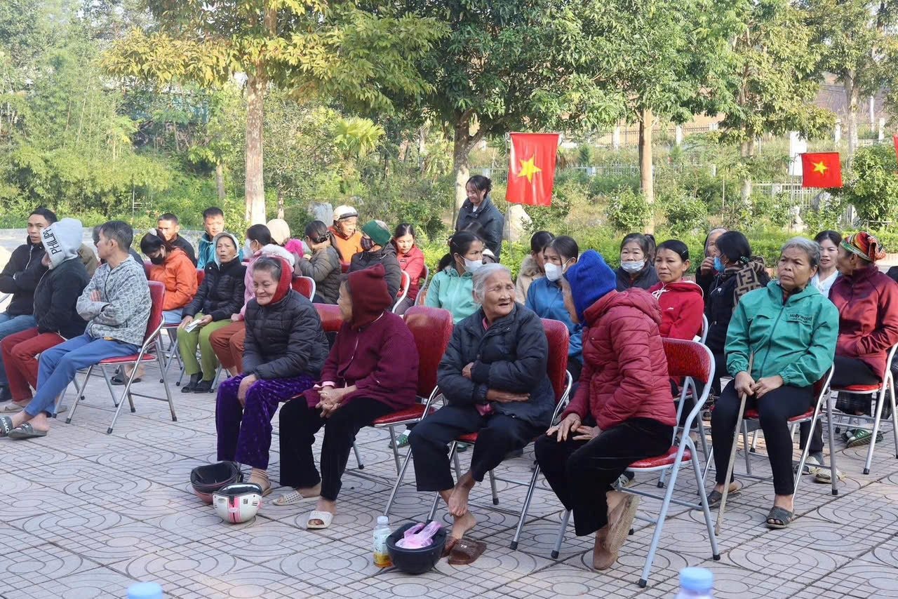 nguoidan.jpg
