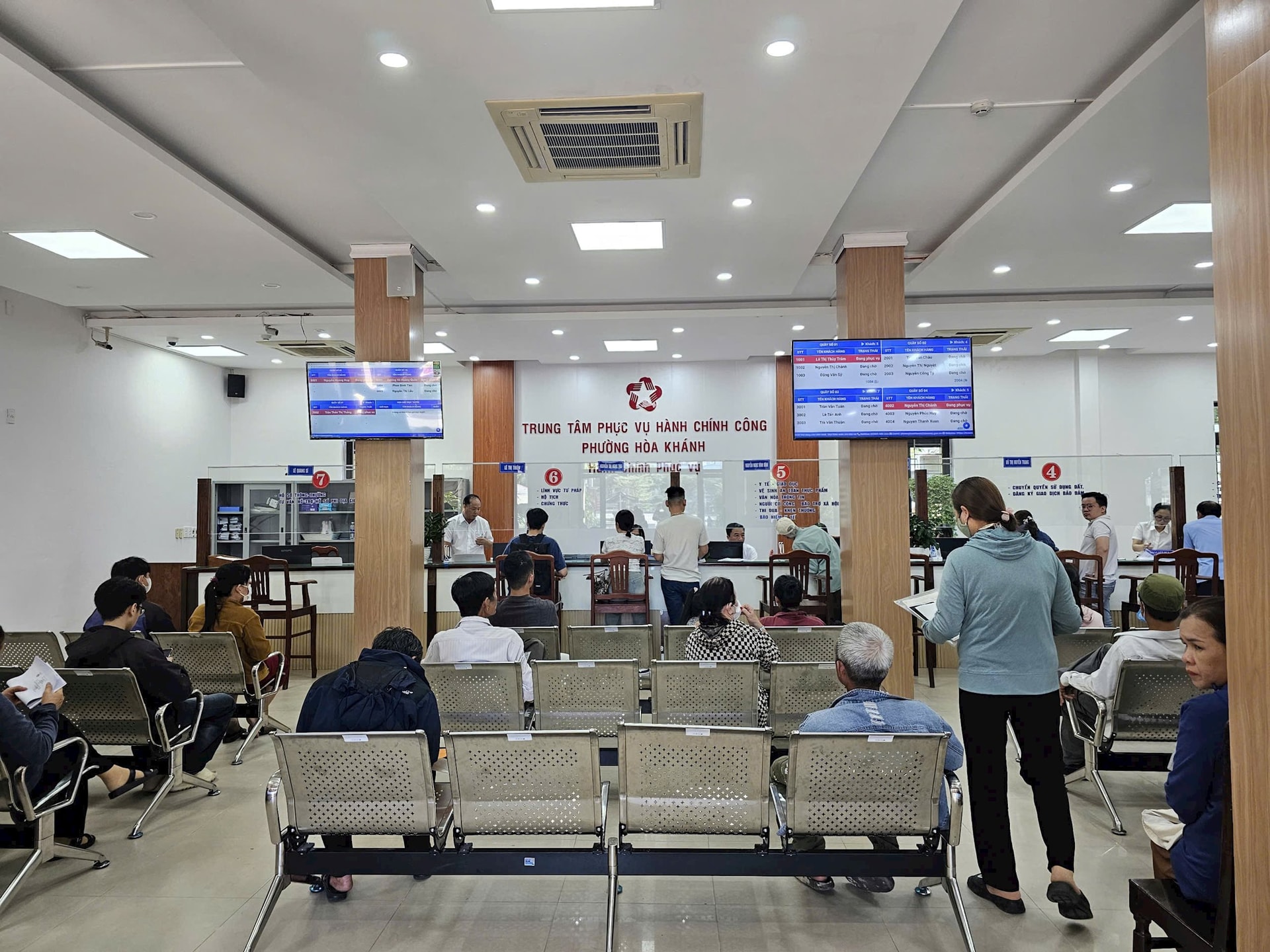 23-12-tang-cuong-nhan-su9.jpg
