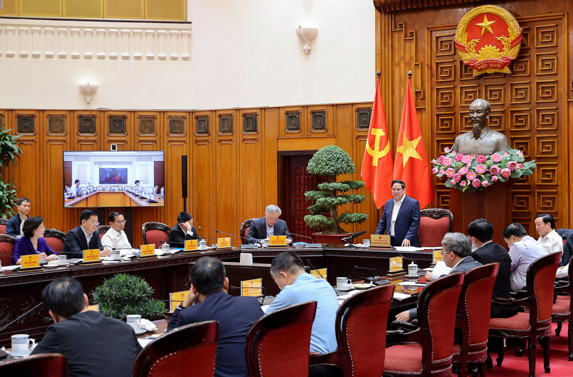 Thủ tướng: Lựa chọn phương thức đầu tư tối ưu nhất cho dự án đường sắt tốc độ cao Bắc – Nam- Ảnh 6. Thủ tướng: Lựa chọn phương thức đầu tư tối ưu nhất cho dự án đường sắt tốc độ cao Bắc – Nam- Ảnh 6.