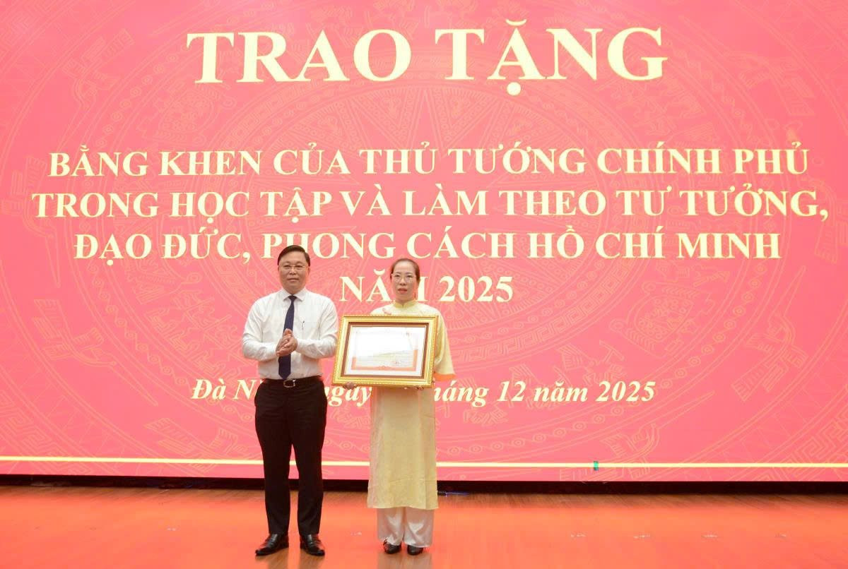 24-12-tuyen-giao10.jpg