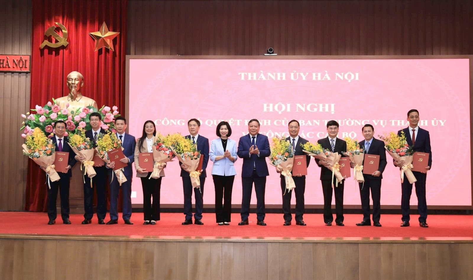 thanh-uy-ha-noi.jpg