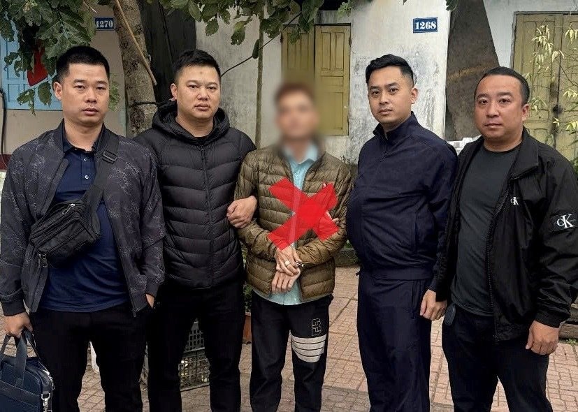 Bắt đối tượng truy nã nguy hiểm sau nhiều năm bỏ trốn