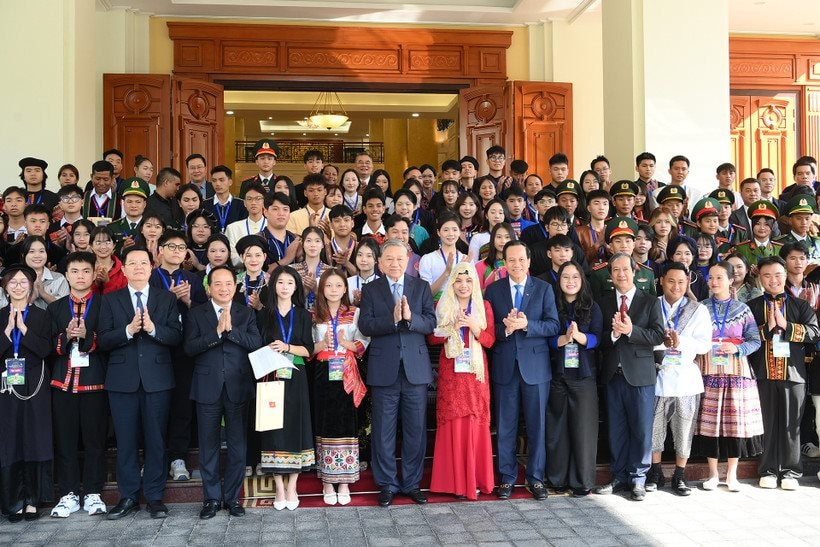 Chăm lo và phát huy tốt hơn nữa vai trò thế hệ trẻ người dân tộc thiểu số