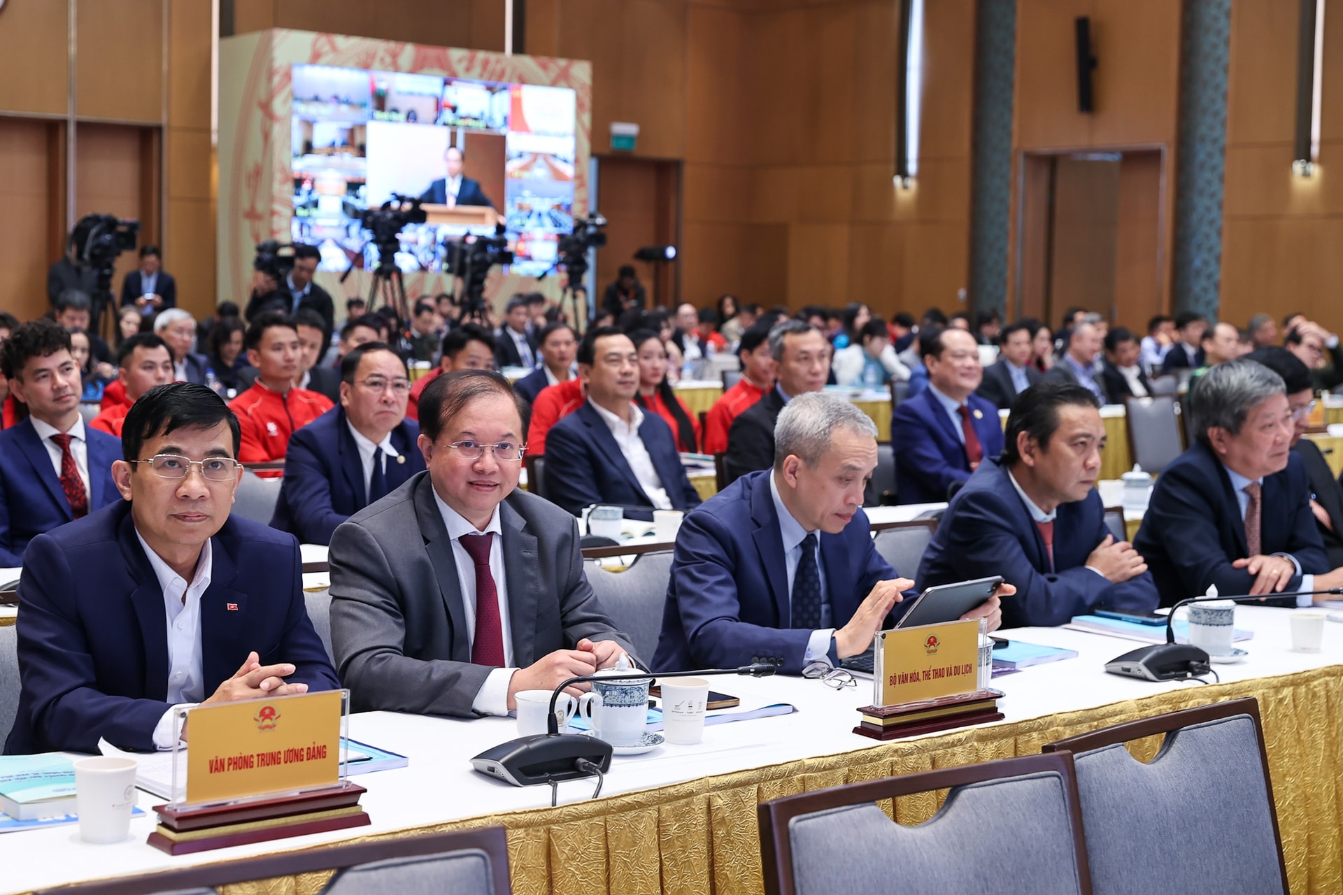 Thủ tướng: Trong kỷ nguyên mới, văn hóa vẫn là sức mạnh nội sinh, nền tảng tinh thần và động lực tăng trưởng- Ảnh 9.