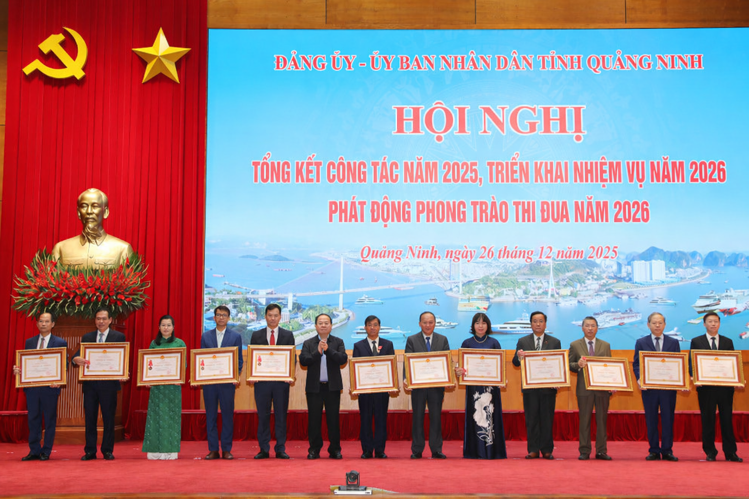 bi-thu-tinh-uy.png