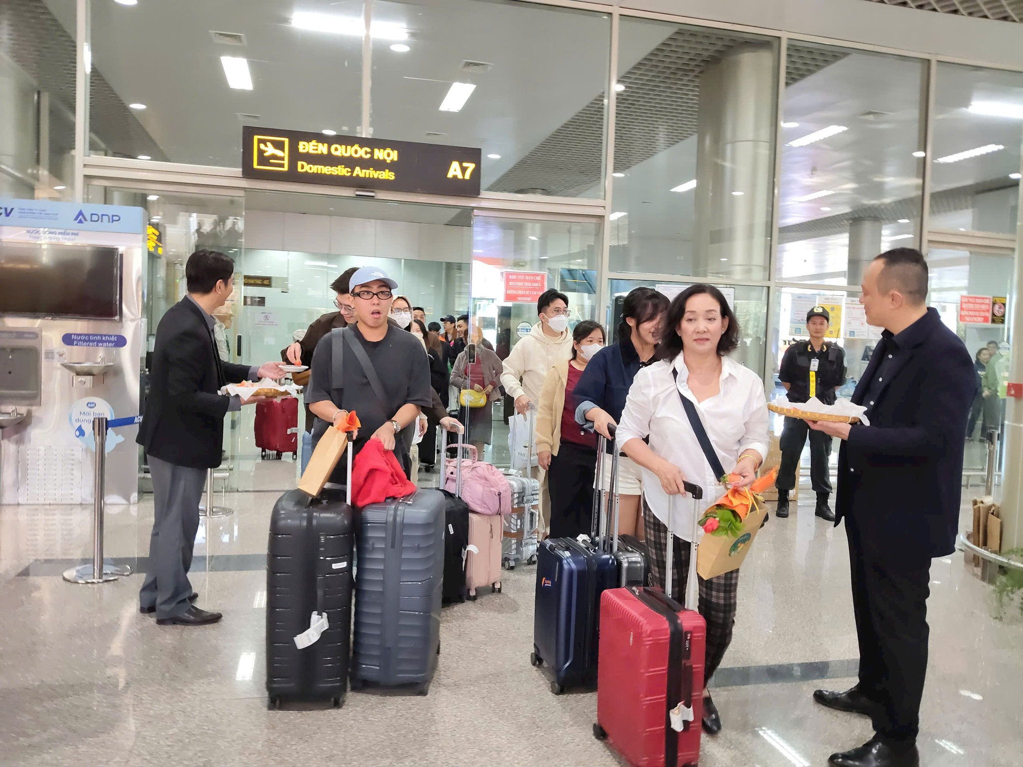 lam-dong-don-du-khach-nam-moi-5.jpg
