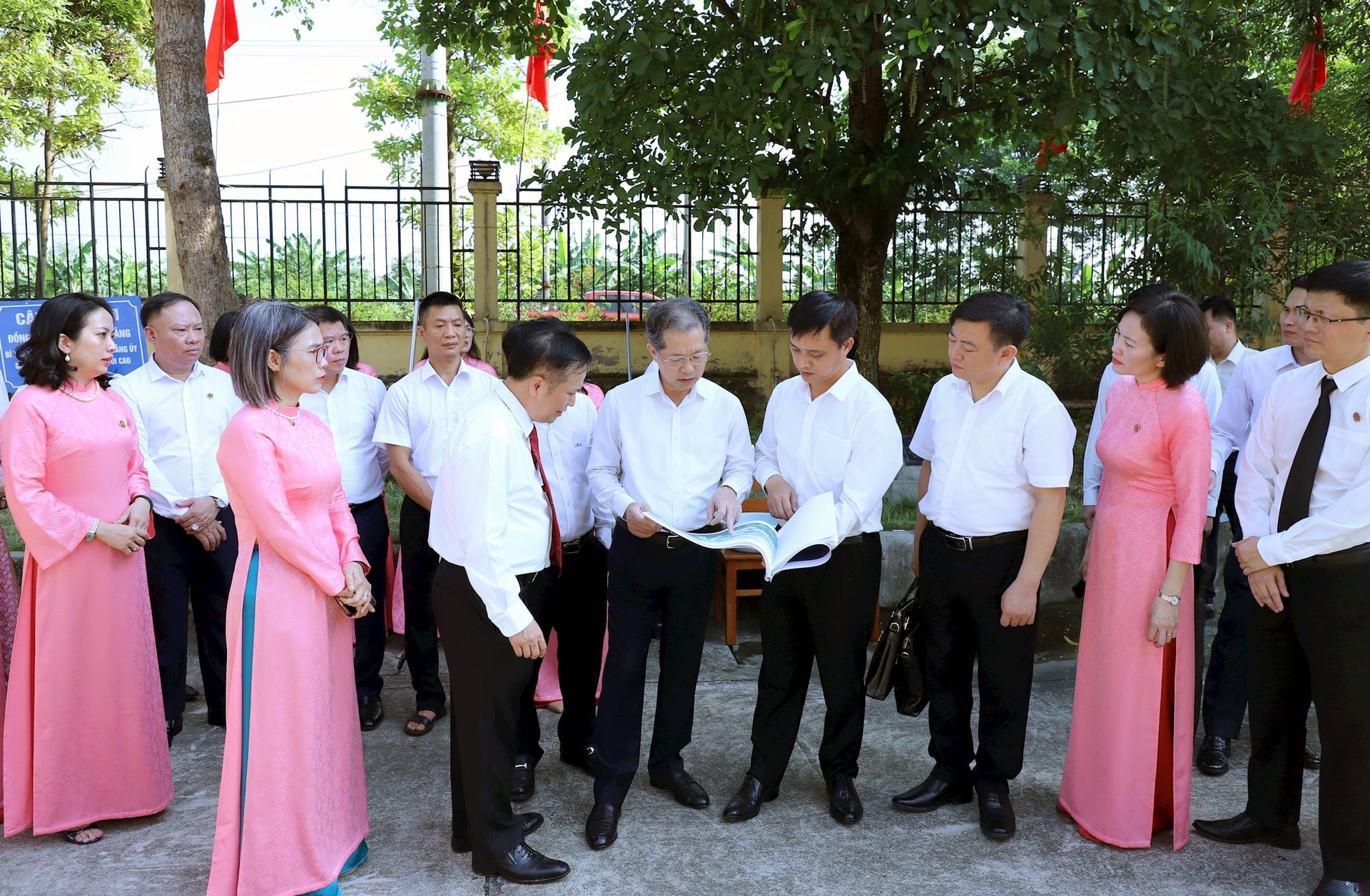 ca-tham-lam-viec-hvta-1-.jpg