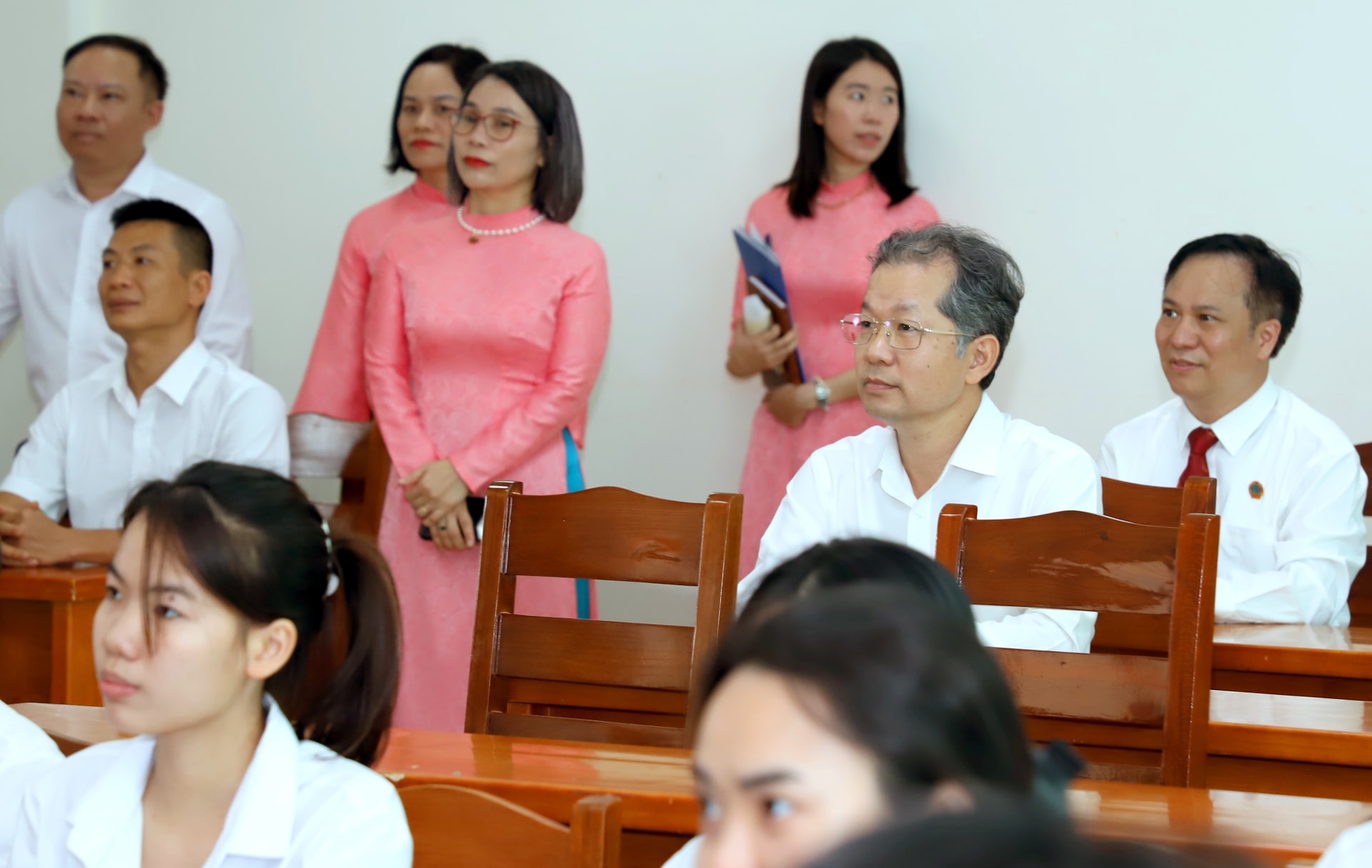 ca-tham-lam-viec-hvta-2-.jpg