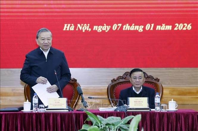 Tổng Bí thư Tô Lâm: Khơi dậy khát vọng cống hiến, vươn lên của dân tộc bằng tri thức và sáng tạo- Ảnh 1. Tổng Bí thư Tô Lâm: Khơi dậy khát vọng cống hiến, vươn lên của dân tộc bằng tri thức và sáng tạo- Ảnh 1.