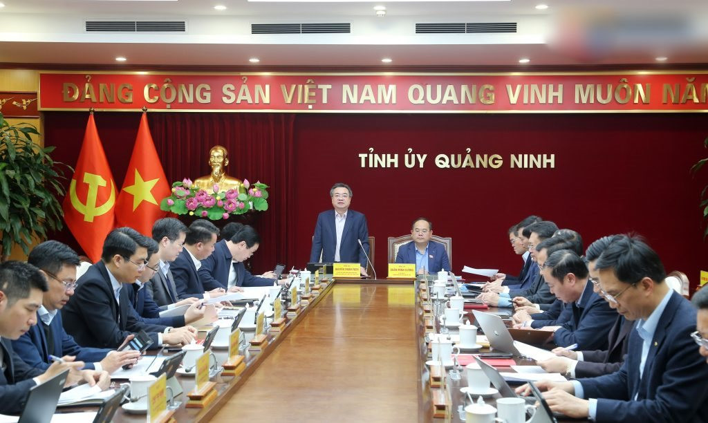 tinh-uy-.jpeg