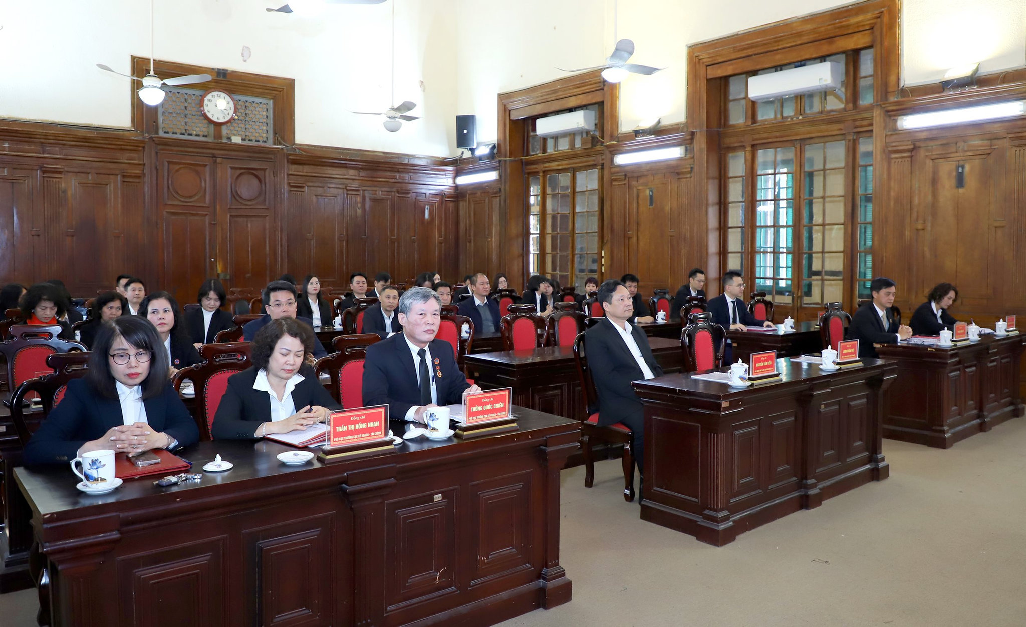 trao-huy-dang-1-.jpg