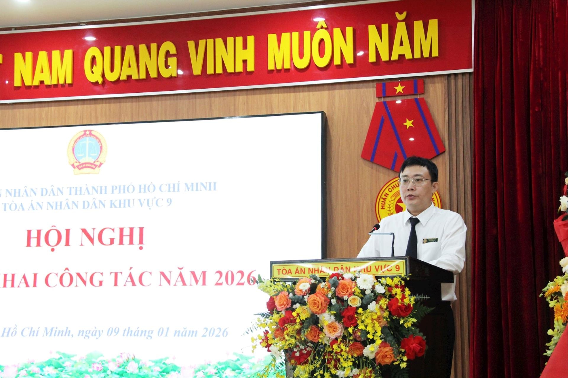 tham-luan-2(1).jpg