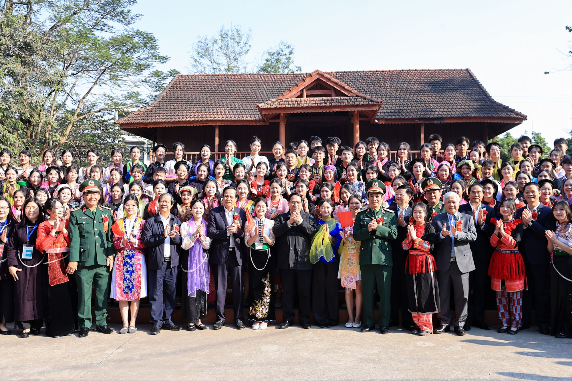 Thủ tướng dự khởi công 3 ngôi trường của Thủ tướng dự khởi công 3 ngôi trường của