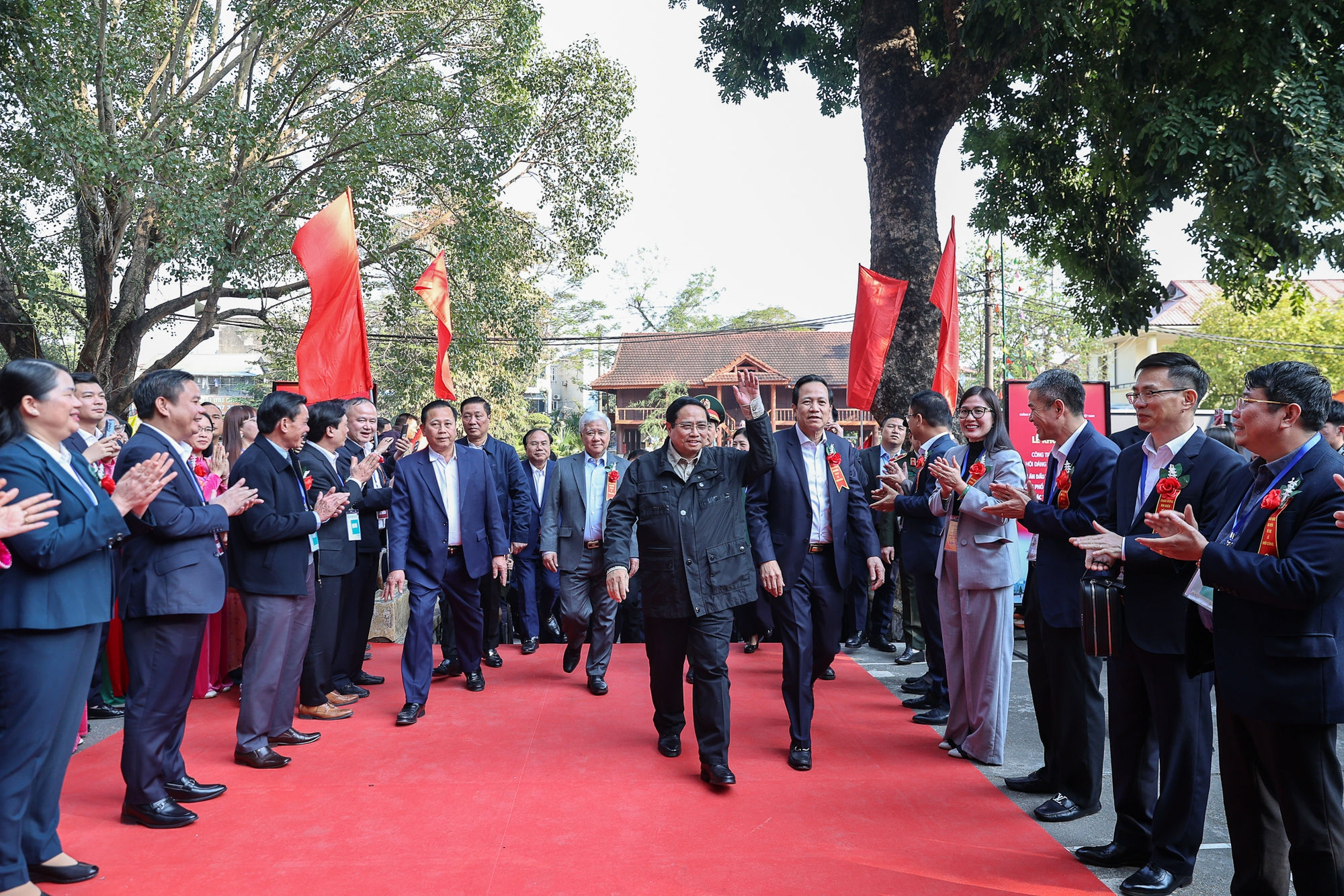 Thủ tướng dự khởi công 3 ngôi trường của Thủ tướng dự khởi công 3 ngôi trường của