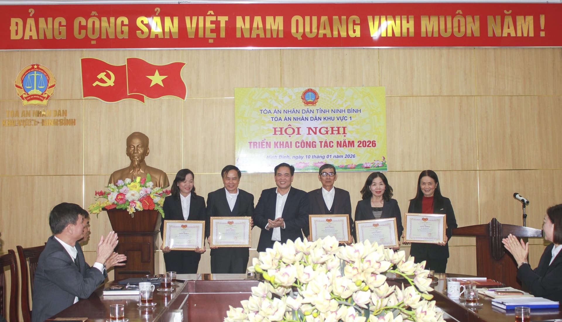 hoi_nghi5.jpg