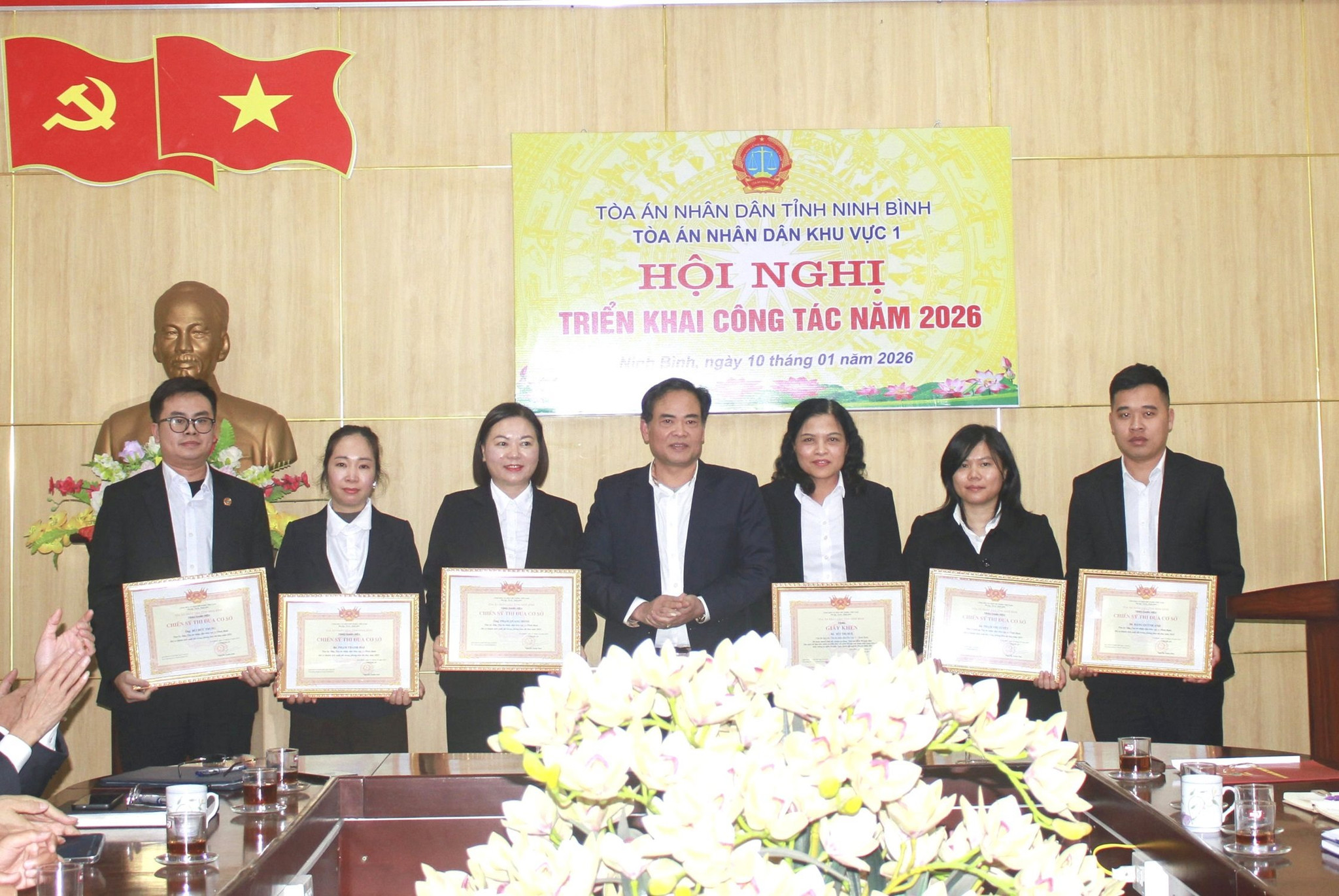 hoi_nghi6.jpg