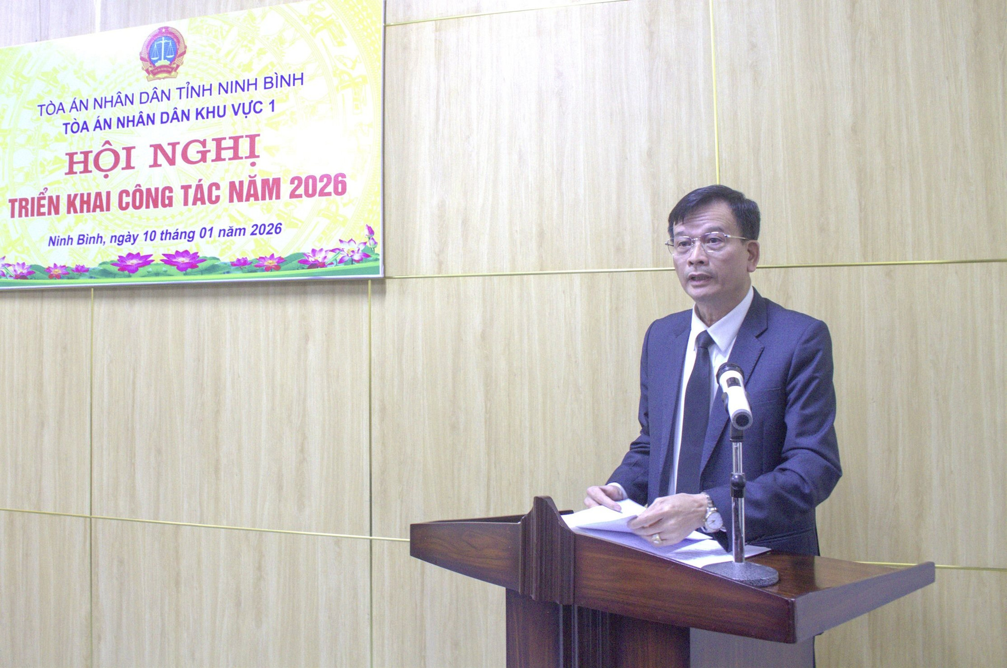hoi_nghi7.jpg