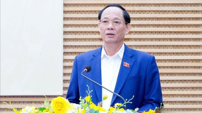 Phó Chủ tịch Quốc hội Trần Quang Phương kiểm tra công tác chuẩn bị bầu cử tại Nghệ An