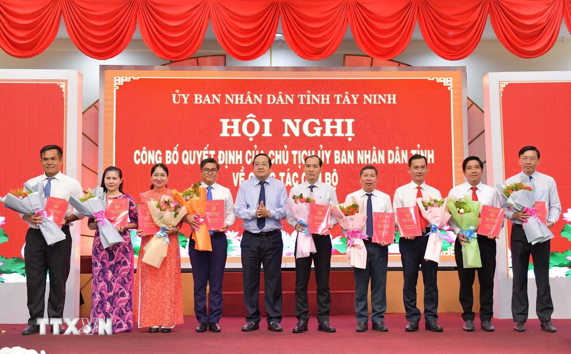 ttxvn-1301-cong-tac-can-bo-3.jpg