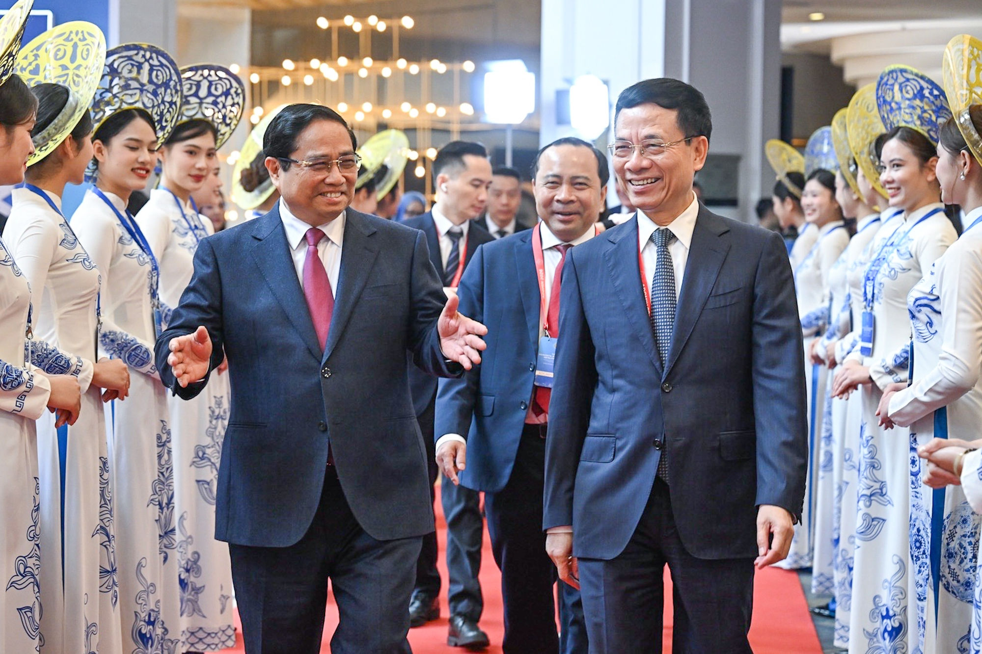 Thủ tướng: ASEAN cần thúc đẩy xây dựng một hệ sinh thái số nhân văn- Ảnh 1. Thủ tướng: ASEAN cần thúc đẩy xây dựng một hệ sinh thái số nhân văn- Ảnh 1.