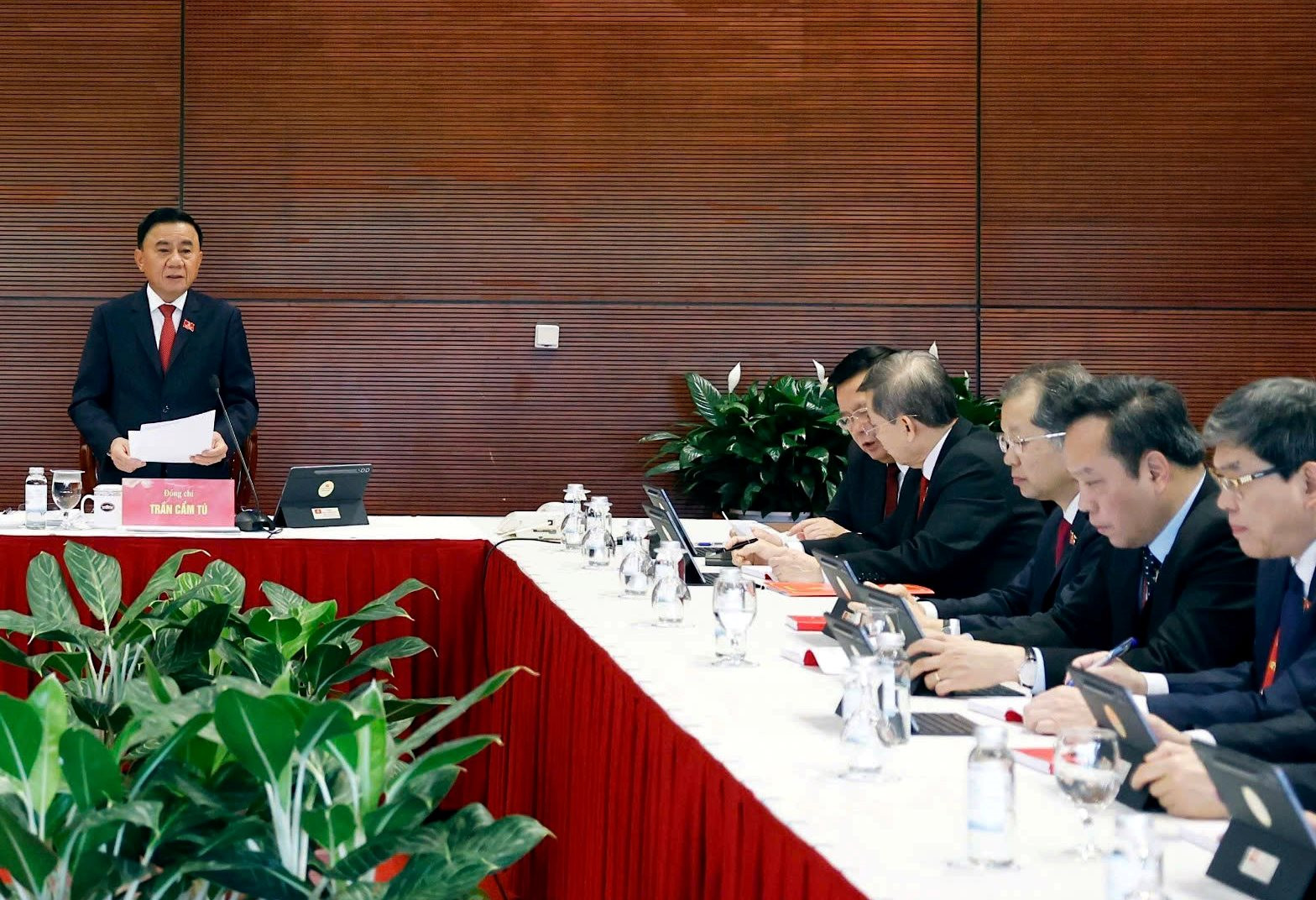 thao-luan-tai-doan-1-.jpg