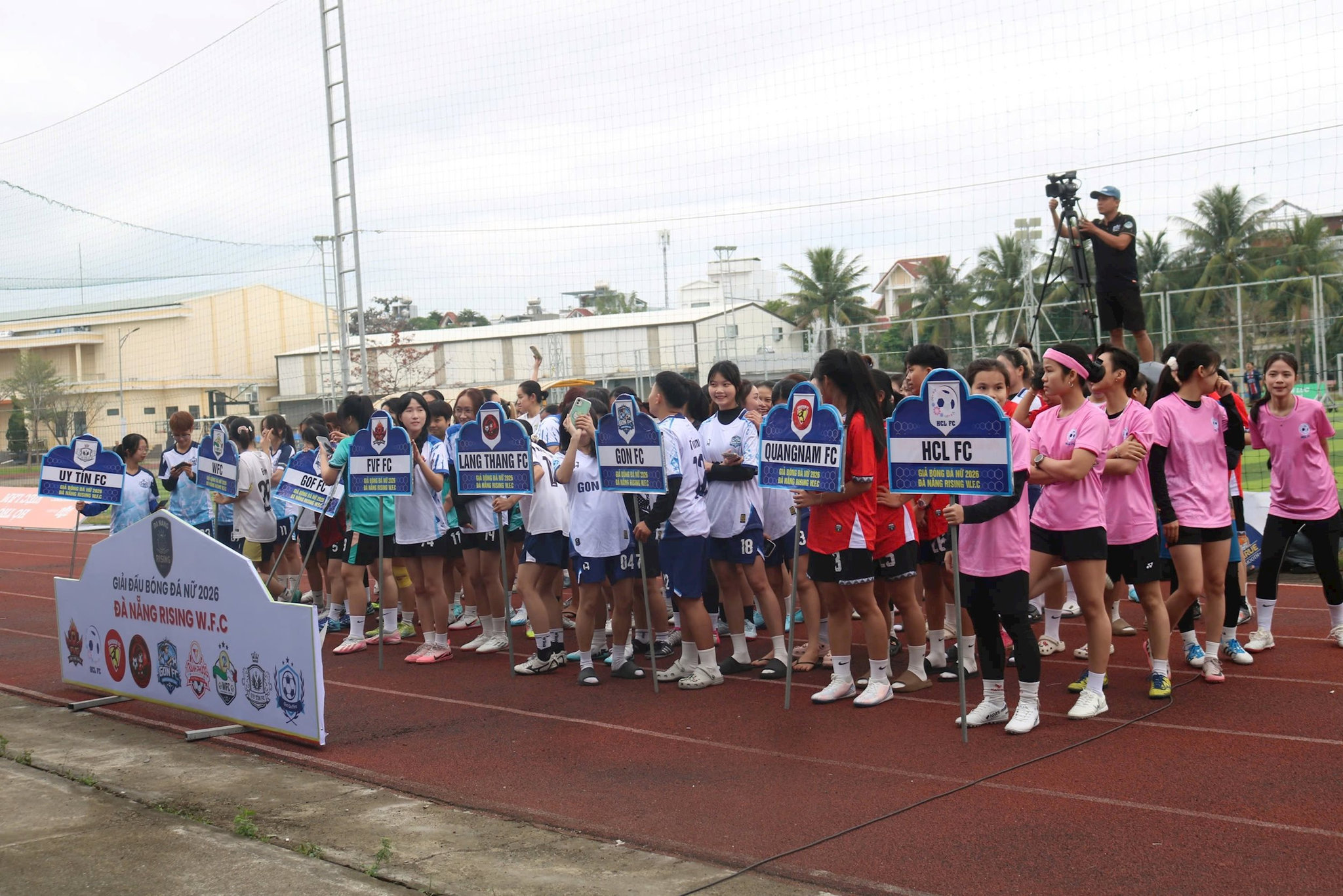 26-1-giai-dau13.jpg