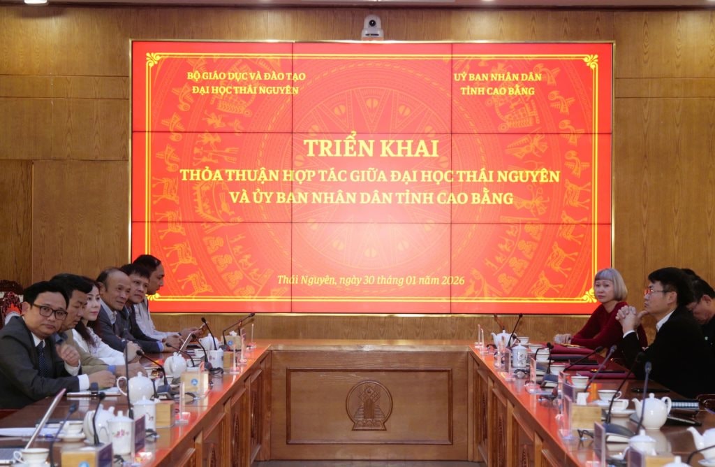 156699_cac_dai_bieu_du_buoi_lam_viec_22064630.jpg