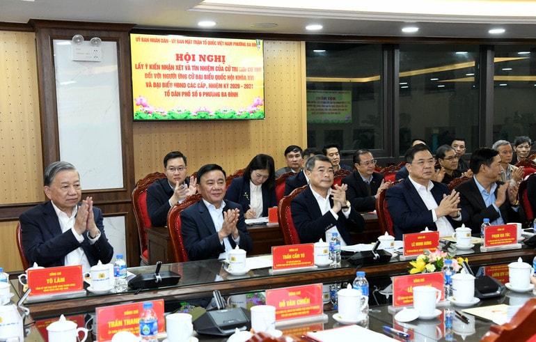 1-tbt-to-lam-va-cac-db-du-hoi-nghi1.jpg