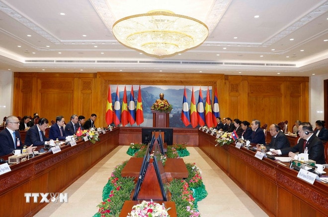 ttxvn-chu-tich-quoc-hoi-tran-thanh-man-gap-chu-tich-quoc-hoi-lao-6.jpg