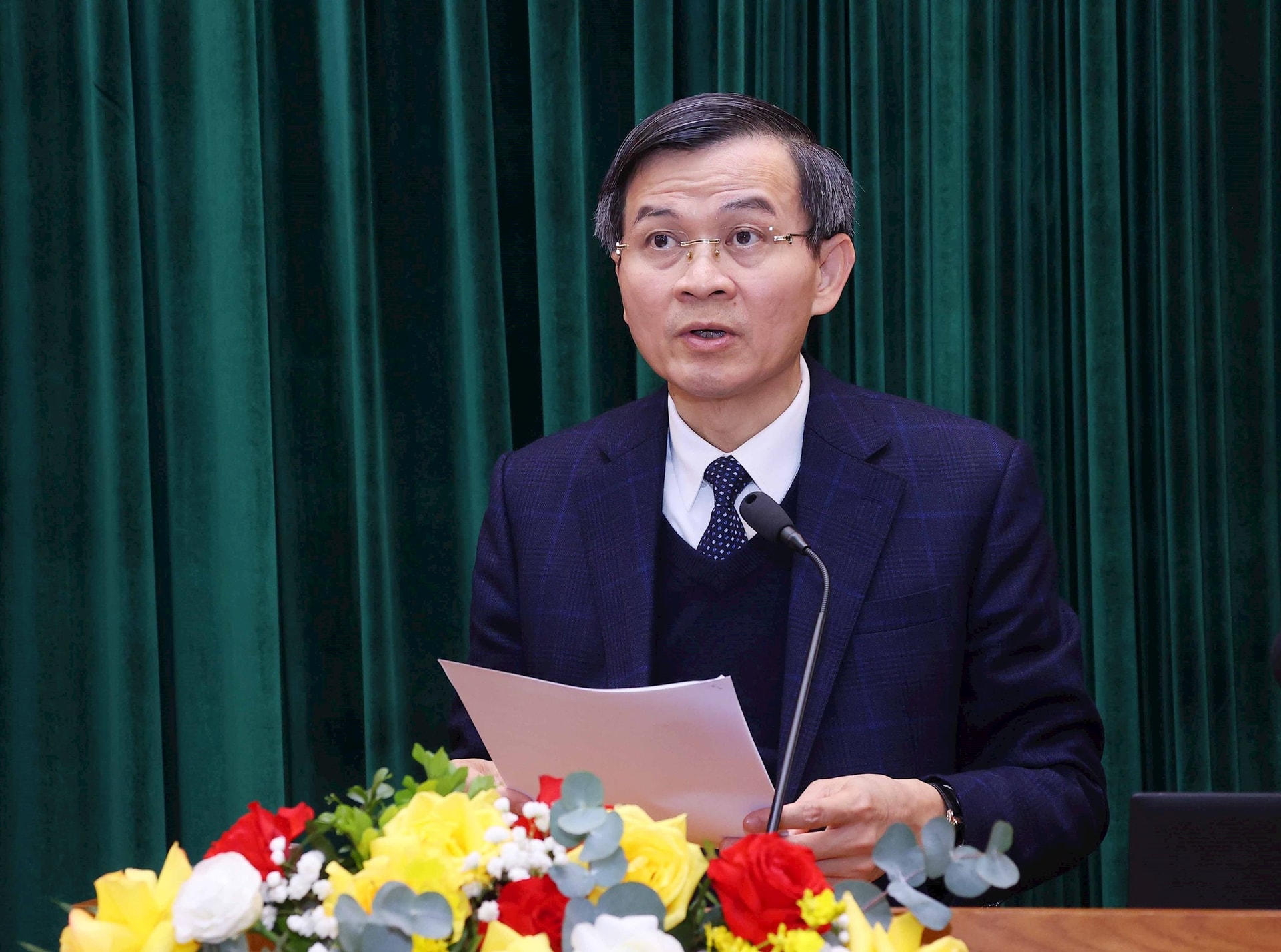doan-minh-huan.jpg