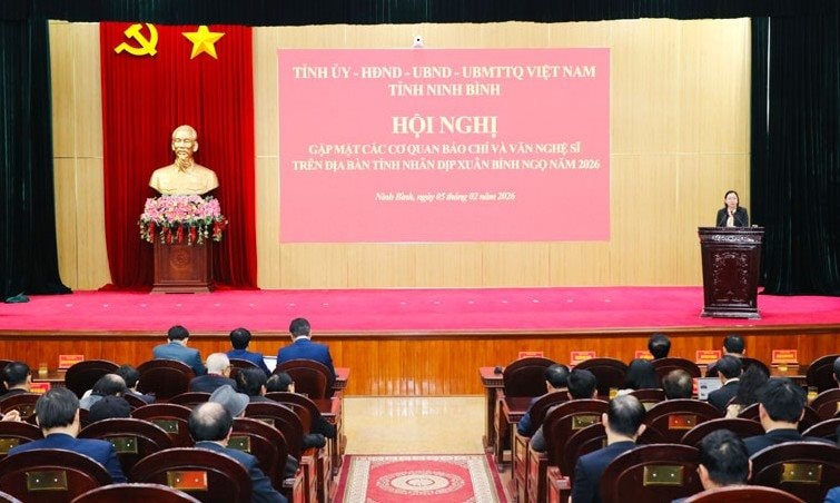 hoi_nghi2(2).jpg