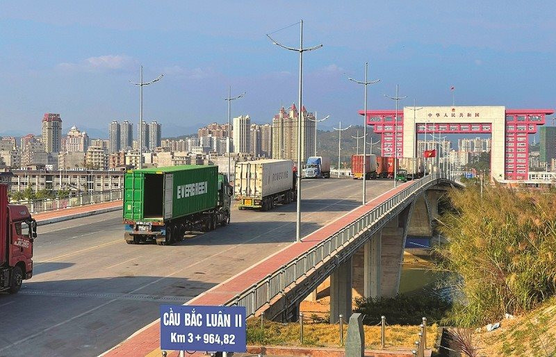 cua-khau-quang-ninh.jpg