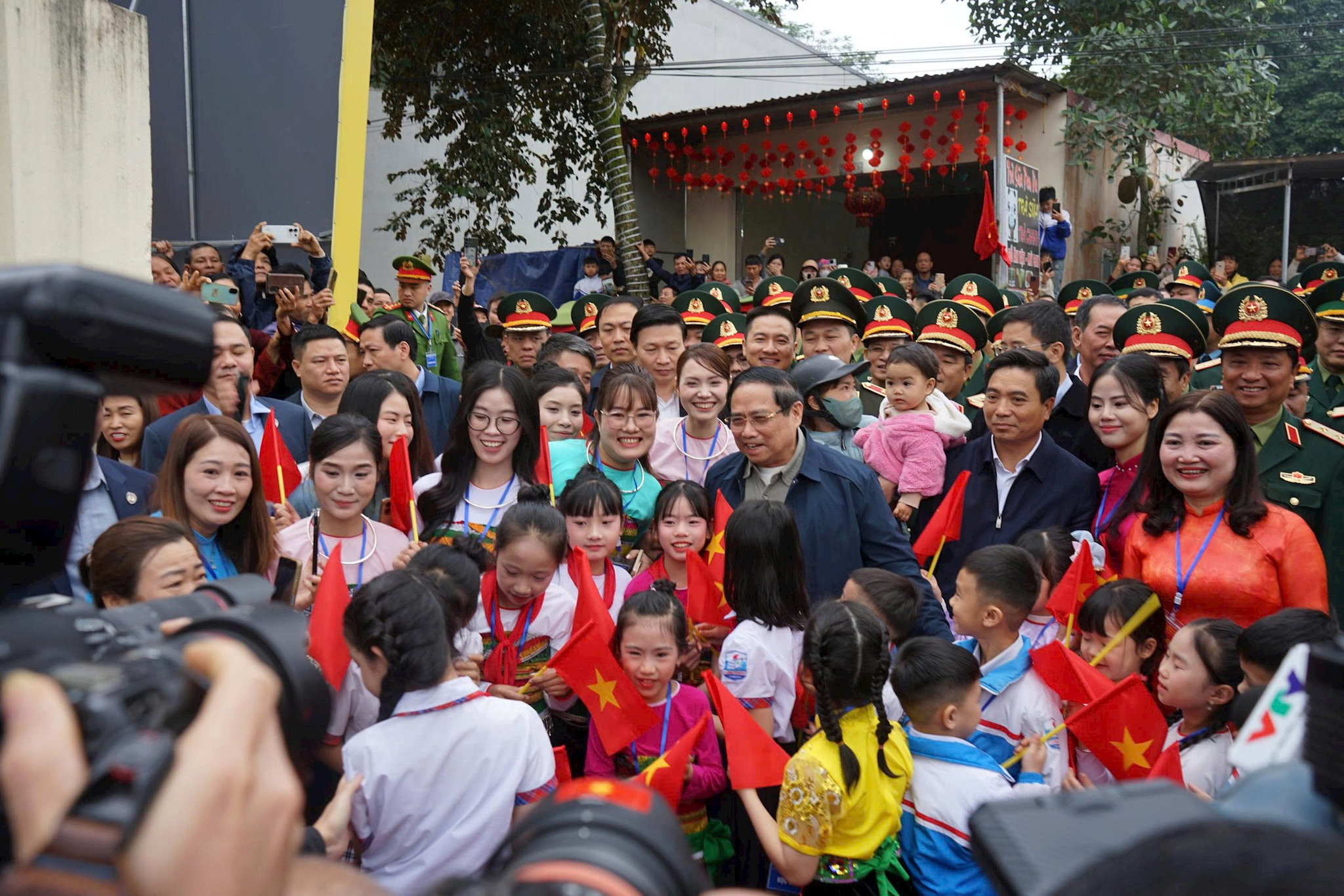 nguoidan.jpg