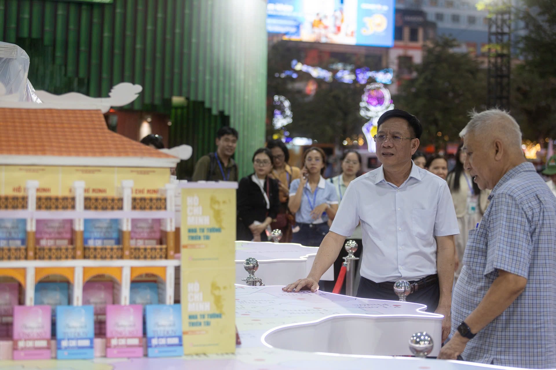 3_tong-duyet_anh-khuong-nguyen.jpg