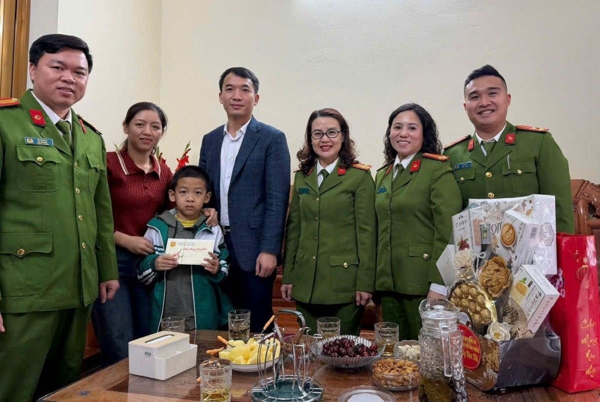 phong-canh-sat-hinh-su-1.jpg