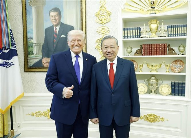Tổng Bí thư Tô Lâm gặp Tổng thống Hoa Kỳ Donald Trump. (Ảnh: Thống Nhất/TTXVN) vna-potal-tong-bi-thu-to-lam-gap-tong-thong-hoa-ky-donald-trump-8599948-1.jpg