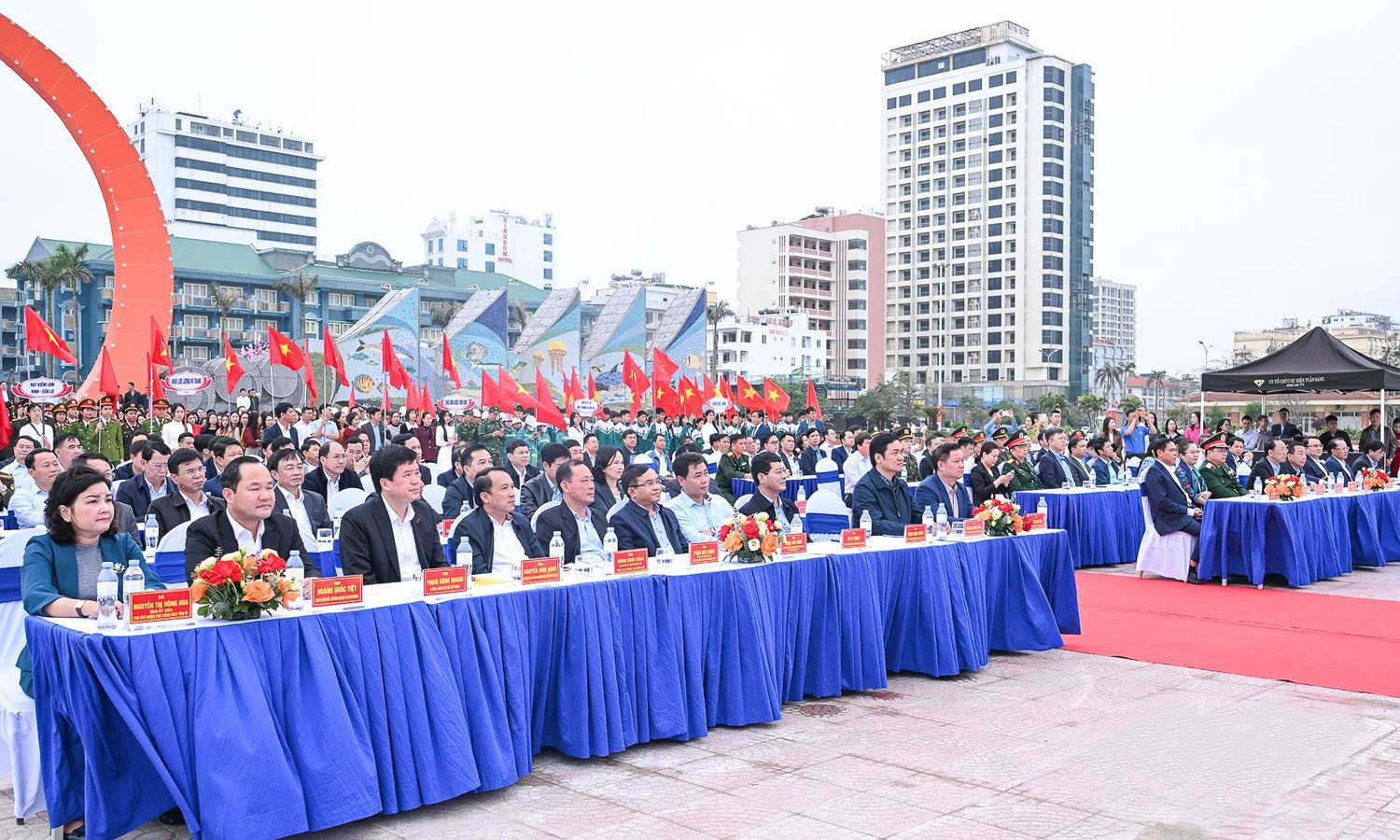 tet-trong-cay.jpg