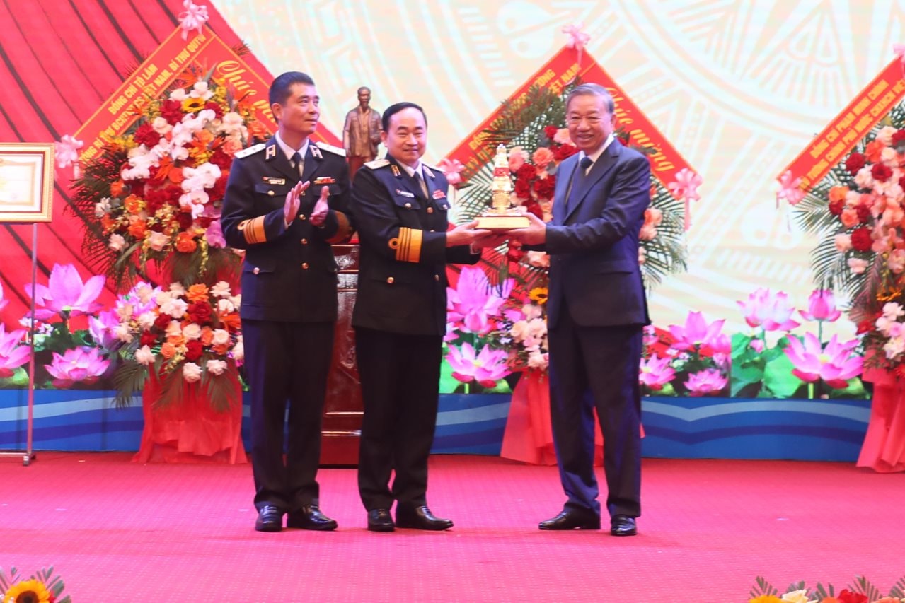 tong-bi-thu-2-(1).jpg