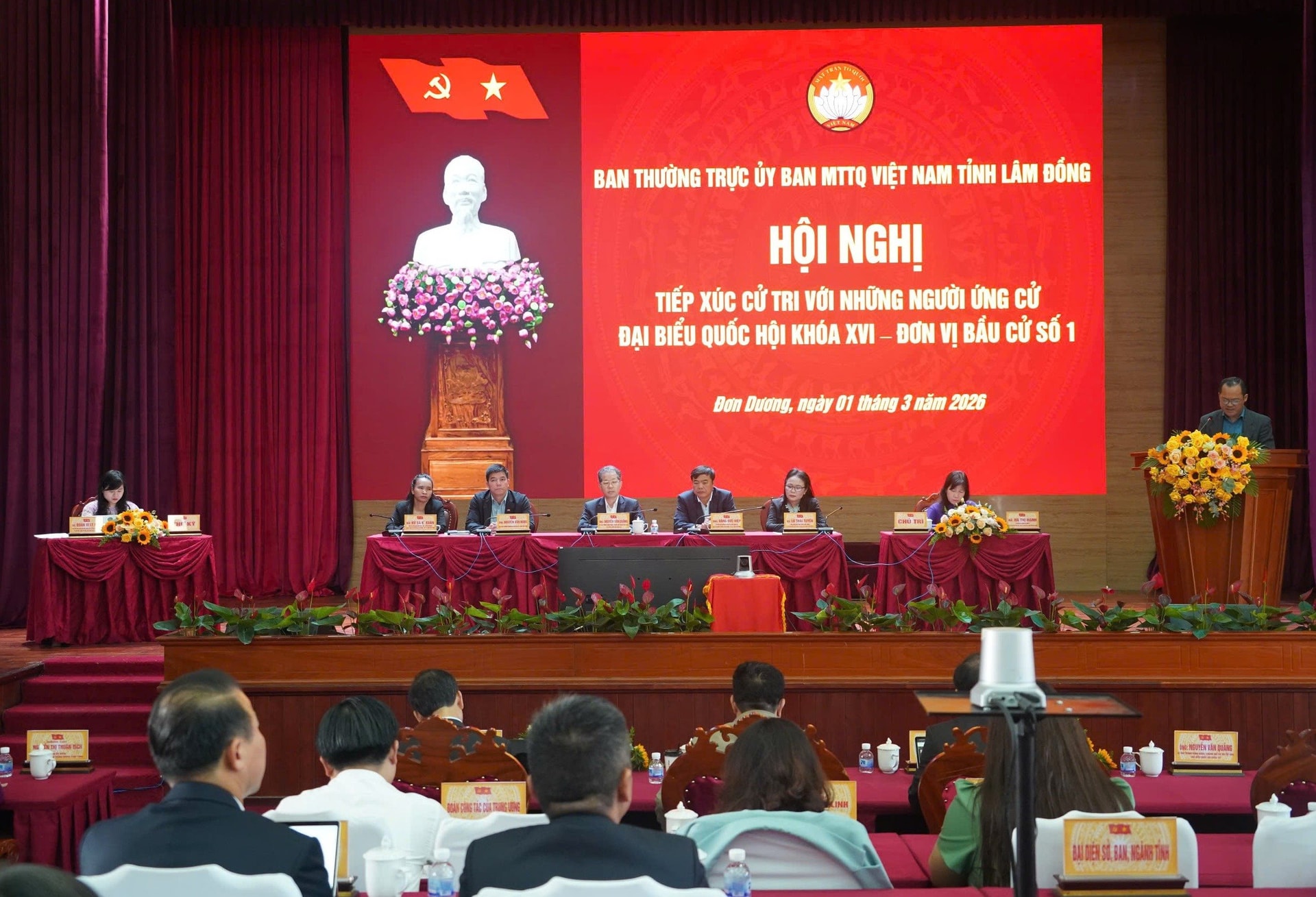 dh-tham-du-gan-.jpg