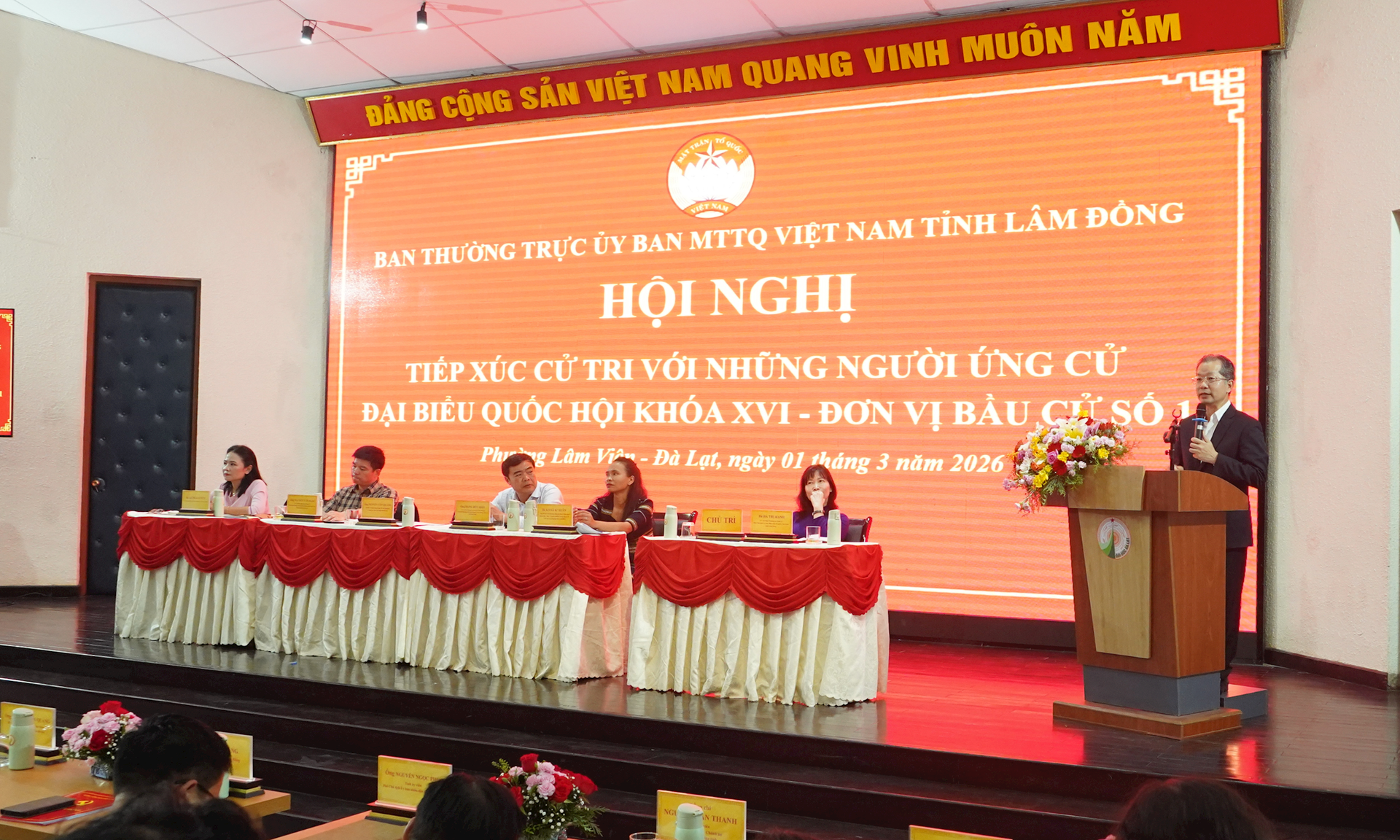 sep-quang-phat-bieu.png