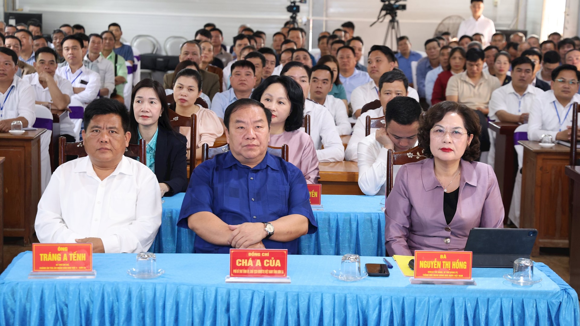 trang-a-tenh-4.jpg
