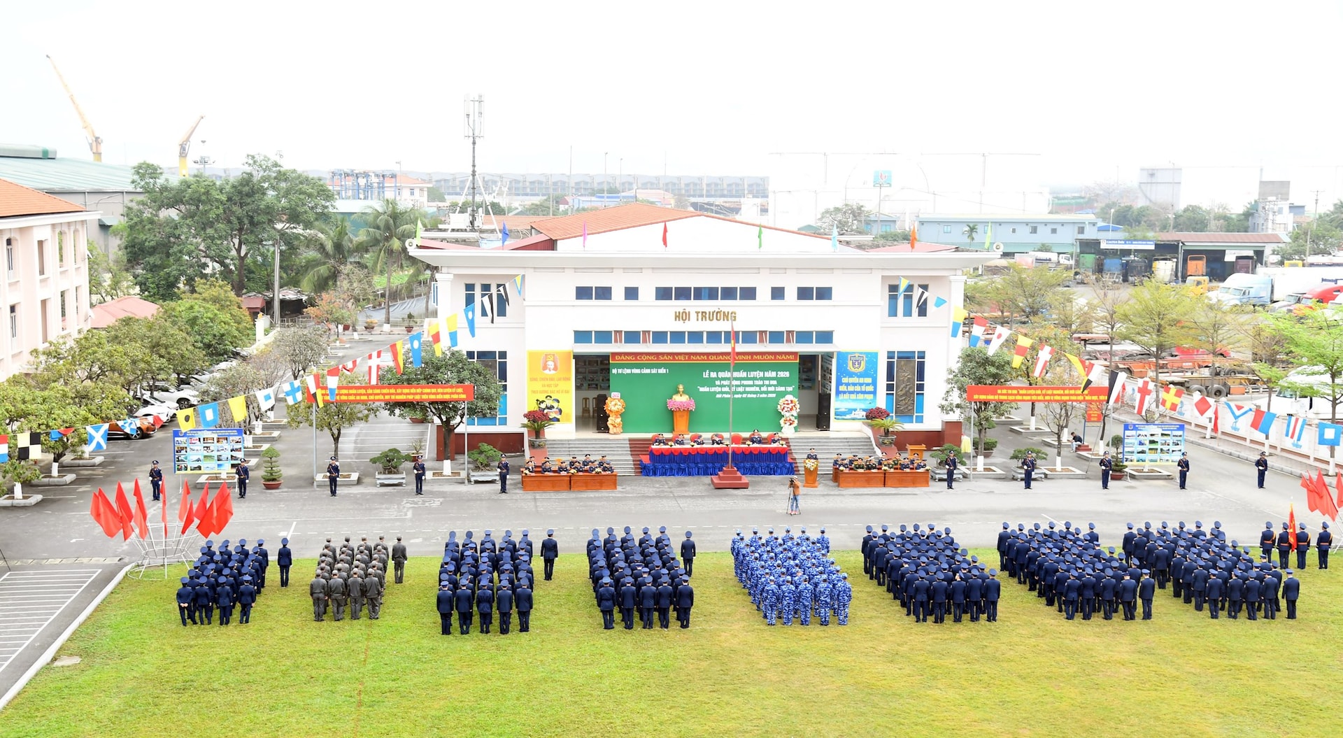 quang-canh-le-ra-quan-huan-luyen-tai-btl-vung-canh-sat-bien-1.jpg