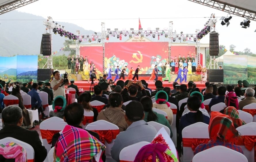 2-quang-canh.jpeg