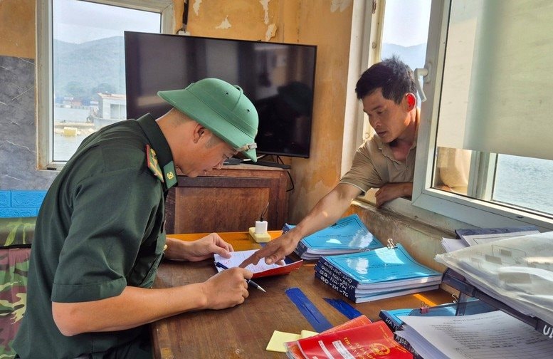 anh-bp1-17140852102341227469120.jpg