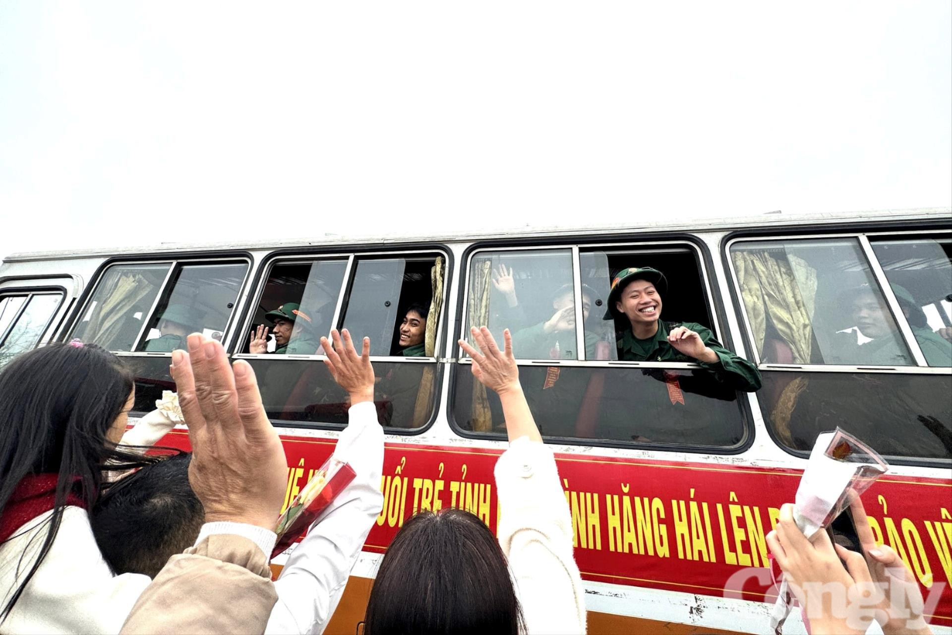 ron_rang_ngay_hoi_tong_quan12(1).jpeg